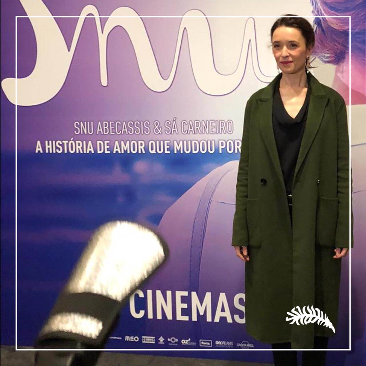 Leia mais sobre o artigo A atriz portuguesa Maria João Pinho com nosso brinco na inauguração de seu filme em Lisboa